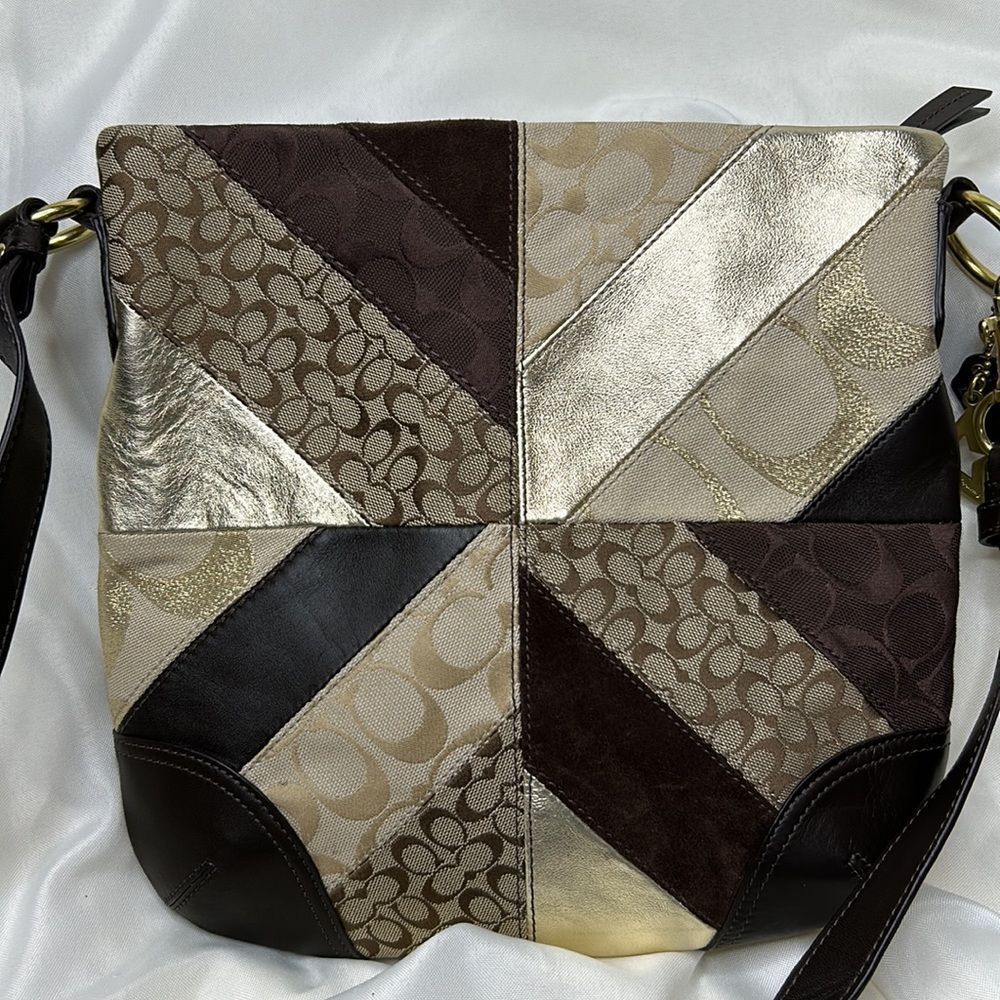 Coach Chevron patchwork crossbody - Picture 2 of 11